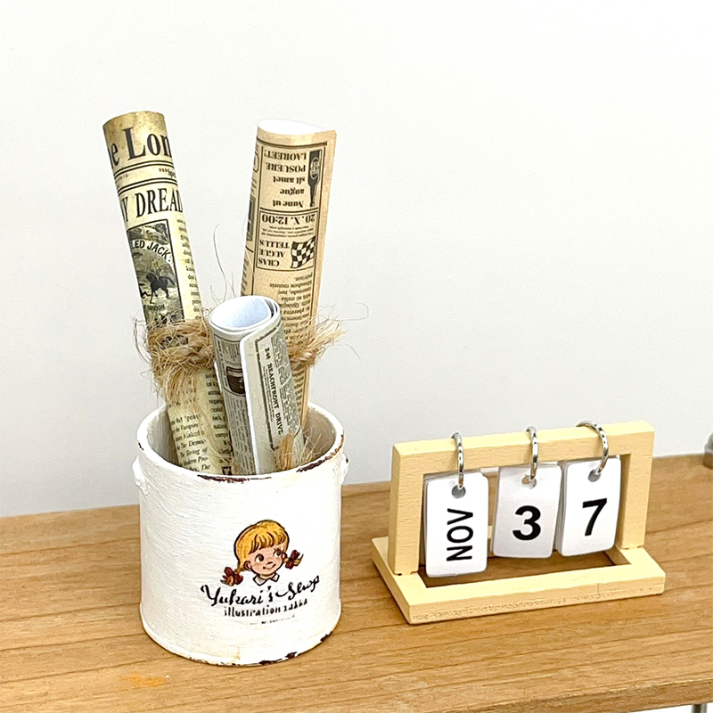 ドールハウスミニチュアクラフト紙新聞、ミニレトロキャリア、定 - Home Decor Scrap のレビューと価格